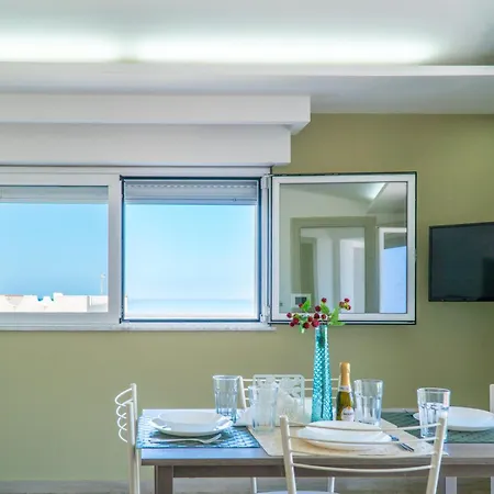 Appartement Laguna Blu - Panoramic View, Very Close To The
