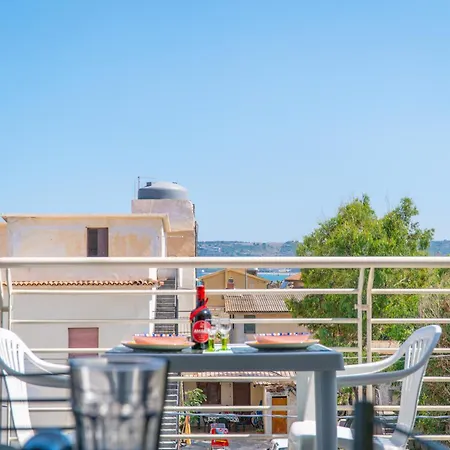 Laguna Blu - Panoramic View, Very Close To The Appartement *