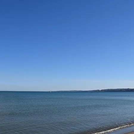 Laguna Blu - Panoramic View, Very Close To The 公寓